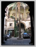 cours d'immeuble à Palerme