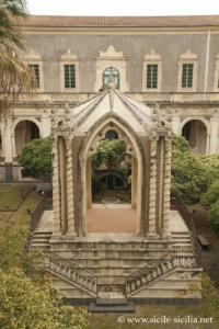 Cloitre de Levante, monastère San Nicolo, Catane