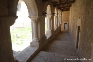 Eglise et couvent Santa Maria della Croce, Scicli
