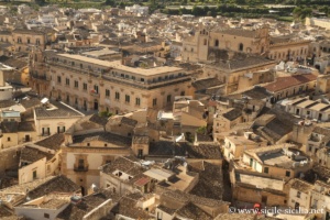Panorama sur le centre historique de Scicli, Colle di San Matteo, Sicile