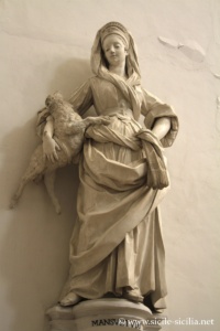 Statue, Badia Nuova, Alcamo