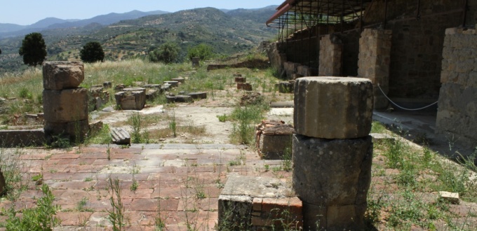 Agora d'Alesa Arconidea en Sicile