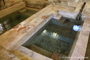 Bains arabo-normands de Cefalà-Diana en Sicile