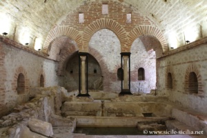 Bains arabo-normands de Cefalà-Diana en Sicile