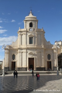 Piazza Duomo, Centuripa