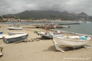 Naxos et Giardini-Naxos