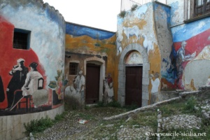 Fresques murales, centre historique de Prizzi