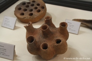 Objet de Mokarta, musée municipal de Salemi