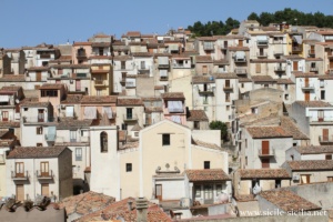 Panorama sur Gratteri en Sicile