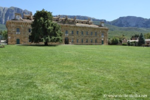 Réserve naturelle et Palais Royal de Ficuzza