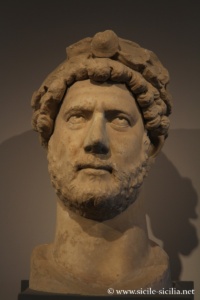 Buste d'Hadrien, musée archéologique de Centuripe
