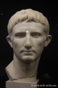 Buste d'Auguste, musée archéologique de Centuripe