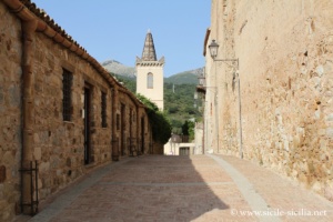 Salita Castello, Colessano, Sicile