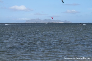 Plage de Torre di San Teodoro, réserve naturelle de la lagune de Marsala