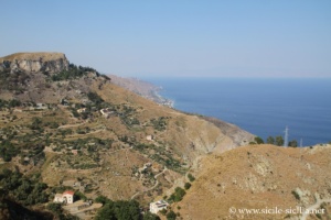 Panorama sur la côte depuis Castelmola