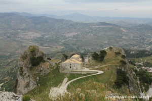 Panorama et Pizzo Kratas, Caltabellotta, Sicile