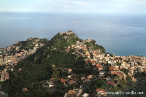 Panorama sur Taormine depuis Castelmola
