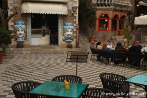 Piazza Chiesa Madre, Castelmola