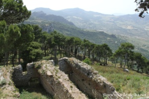 Vestiges de la Chiesa Madre, Terravecchia, Caltavuturo, Sicile