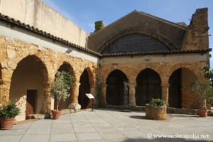 Eglise Saint-Nicolas, Agrigente, musée archéologique