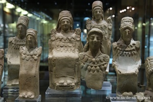 Statuettes, musée archéologique d'Agrigente