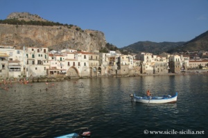 Vieux port de Cefalù