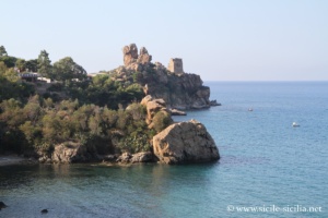 Tour Caldura, faraglioni, Cefalù