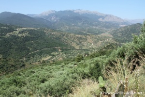Les Madonie, SP60 entre San Mauro Castelverde et Gangi