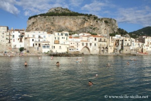 Vieux port de Cefalù
