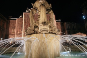 Fontaine des Dauphins, Place Belini, Catane
