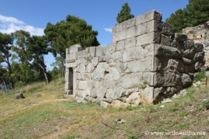 Temple mégalithique de Diane, Rocca de Cefalù