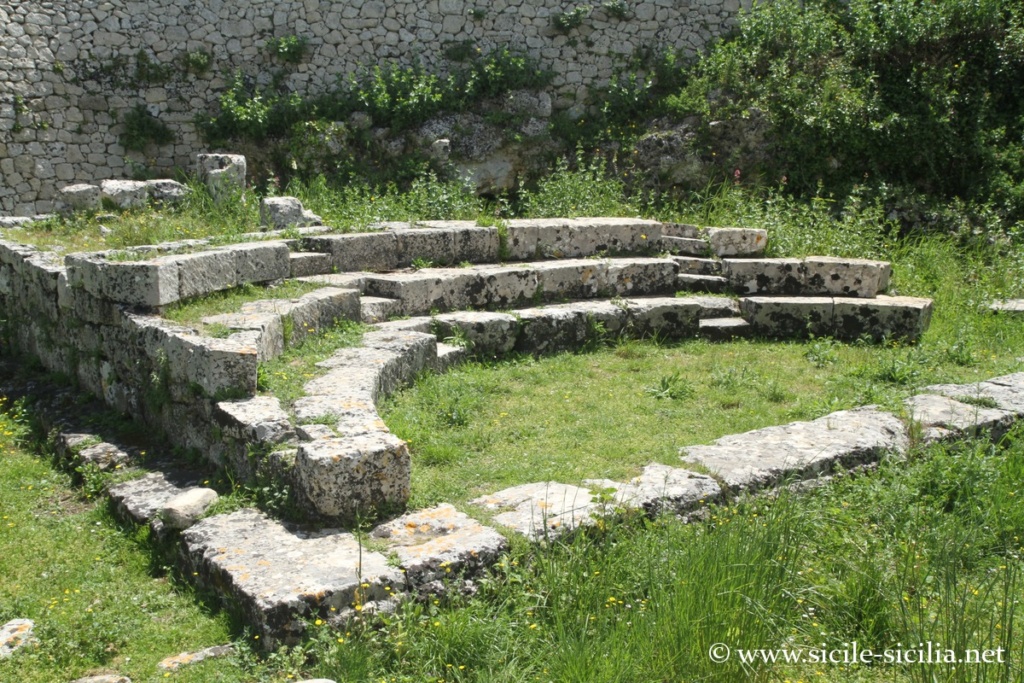 Bouleuterion romain à Akrai, Palazzolo, Sicile