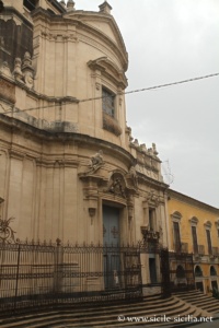Église Saint-Julien, Via Crociferi, Catane