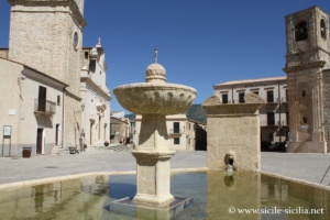 Piazza Umberto I, Palazzo Adriano, Sicile