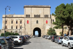 Palazzo Forcella de Seta et Porta dei Greci, Kalsa, Palerme