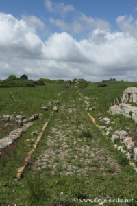 platea, akrai antica, sicilia