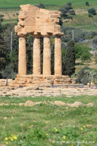 Temple des Dioscures, Sanctuaire des Divinités Chthoniennes, Agrigente