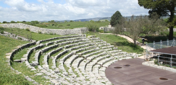 Théâtre greco-romain à Akrai, Palazzolo, Sicile