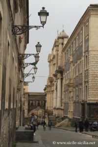Via Crociferi, Catane