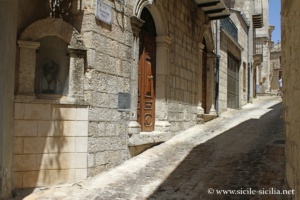 Via Generale Medici, Petralia Soprana