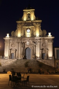 Piazza del Popolo, basilica di San Sebastiano, Palazzolo Acreide
