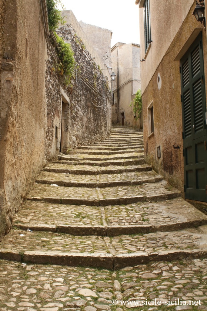 Centre historique, rues d'Erice