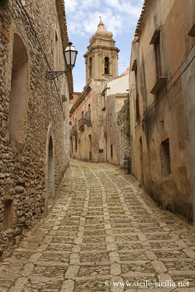 Centre historique, rues d'Erice