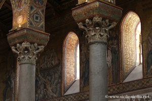 Colonnes et chapiteaux de la cathédrale de Monreale