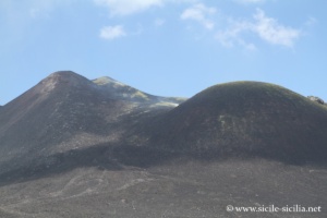 Cratère centrale et Mont Frumento, Etna
