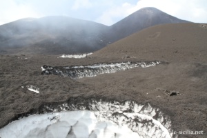 Excursion ves le cratère central sur l'Etna