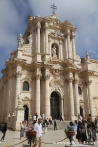 Façade de la cathédrale de Syracuse