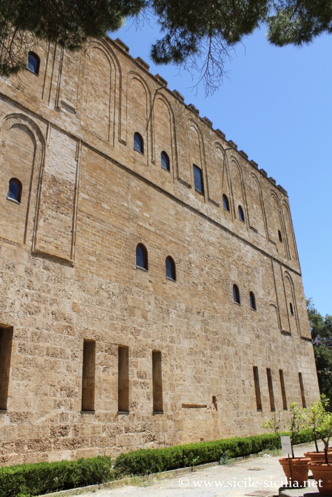 Façade ouest du Palais de la Zisa, Palerme