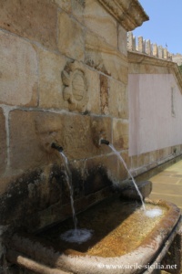 Fontaine abreuvoir Ss Trinità, Geraci Siculo, Sicile