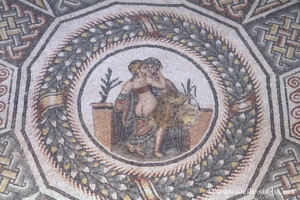Mosaïque du salon avec scène érotique, villa romaine de Casale, Sicile